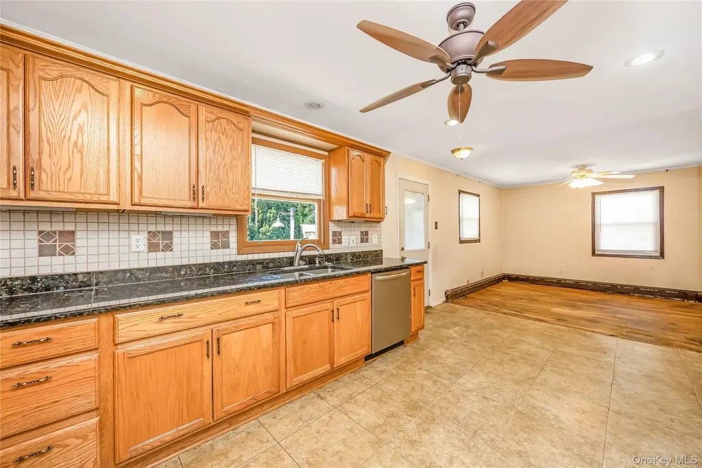 578 Patterson Street East Meadow NY 11554
