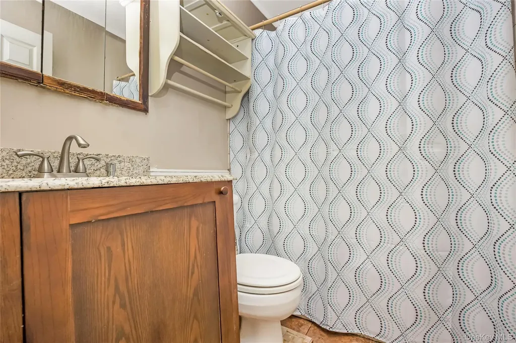 578 Patterson Street East Meadow NY 11554