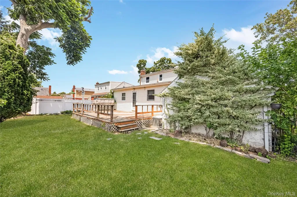 578 Patterson Street East Meadow NY 11554