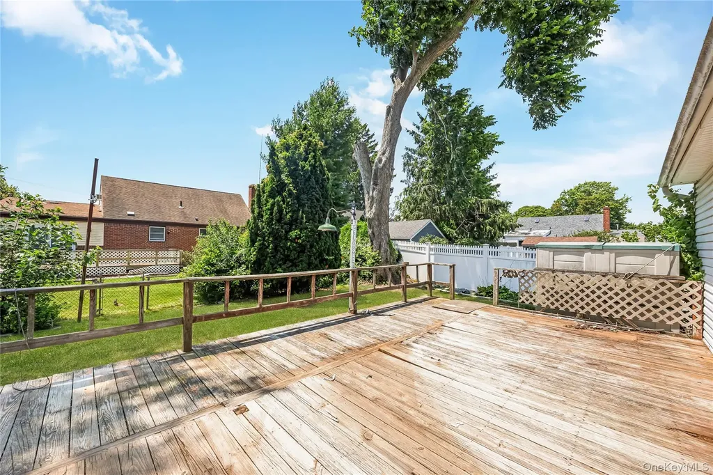 578 Patterson Street East Meadow NY 11554