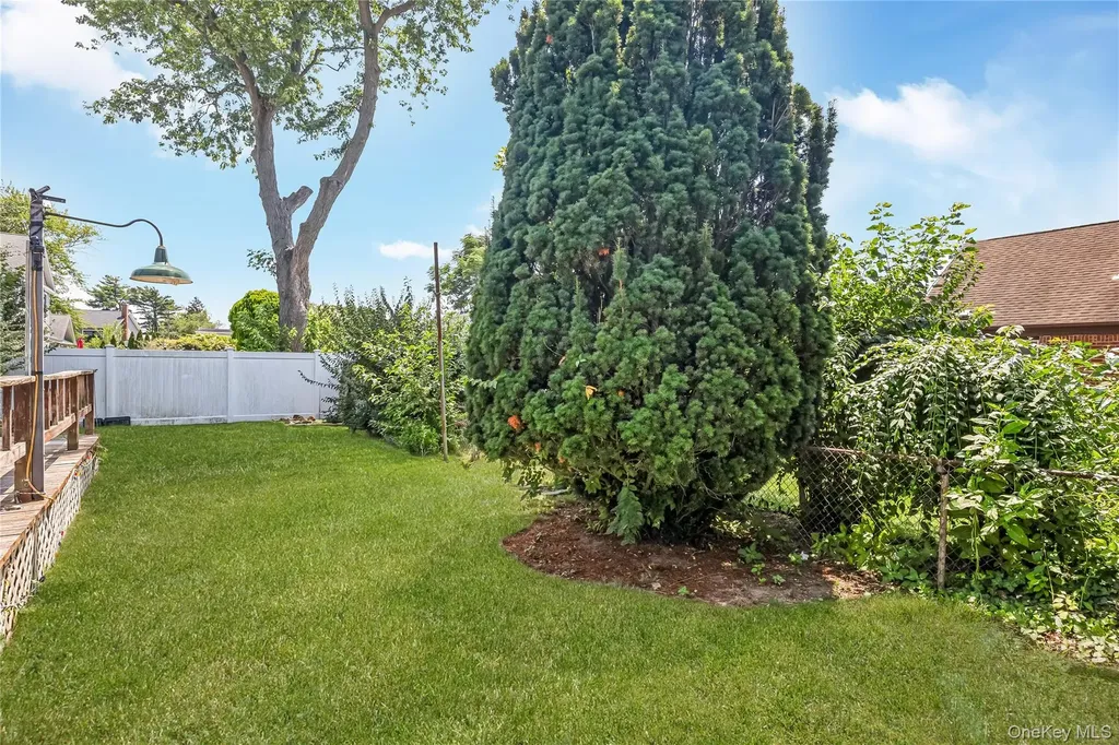 578 Patterson Street East Meadow NY 11554