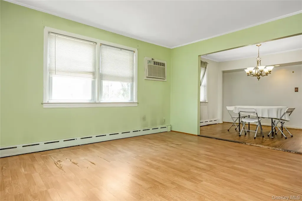 578 Patterson Street East Meadow NY 11554