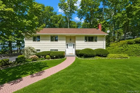 6 Scarborough Circle Briarcliff Manor NY 10510