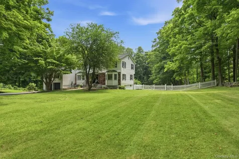 4 Southwind Drive Cross River NY 10518