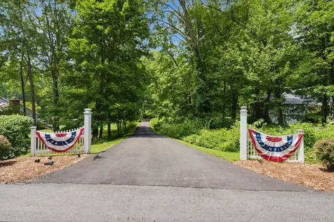 4 Southwind Drive Cross River NY 10518