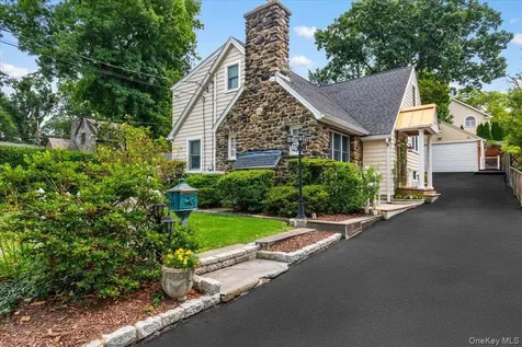 54 Aka 58 Kingston Avenue Yonkers NY 10701