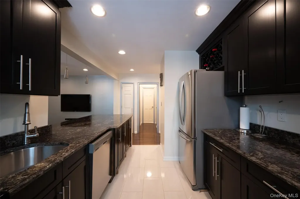 62 Manchester Road Eastchester NY 10709