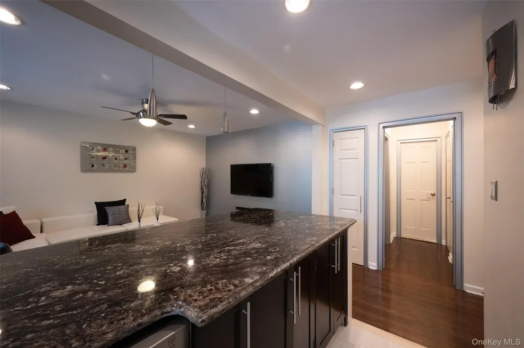 62 Manchester Road Eastchester NY 10709