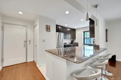 62 Manchester Road Eastchester NY 10709