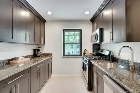 62 Manchester Road Eastchester NY 10709