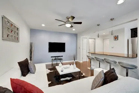 62 Manchester Road Eastchester NY 10709