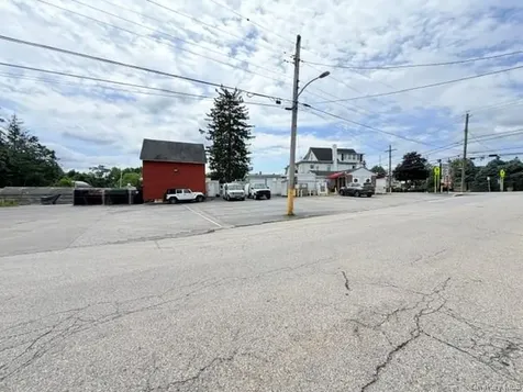 2147 Albany Post Road Montrose NY 10548