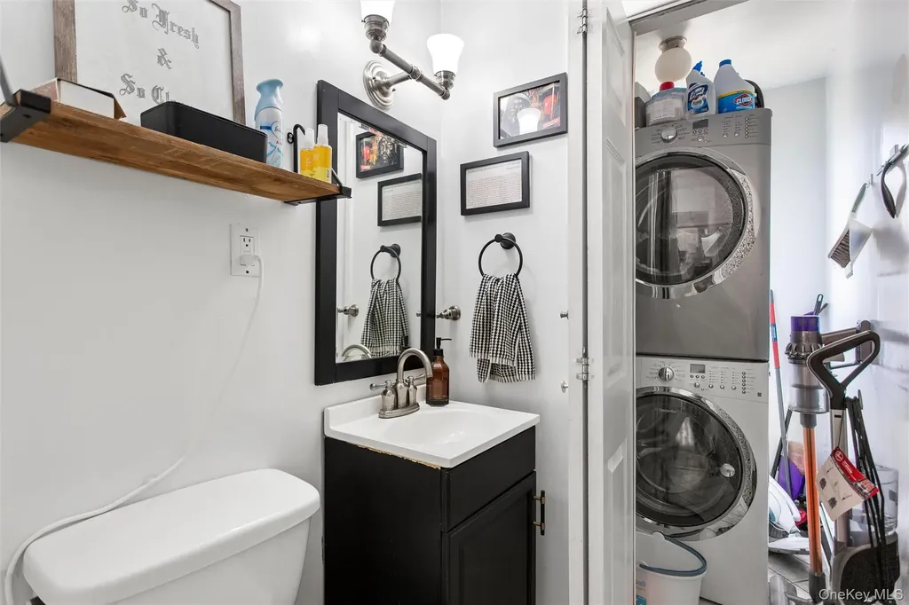 3046 Coddington Avenue Bronx NY 10461