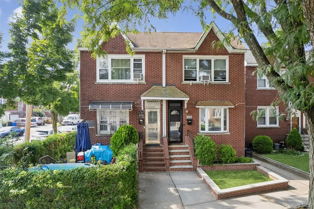 3046 Coddington Avenue Bronx NY 10461
