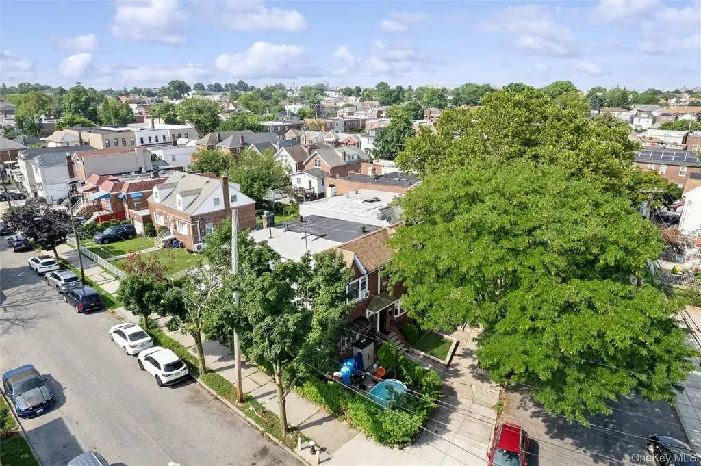 3046 Coddington Avenue Bronx NY 10461