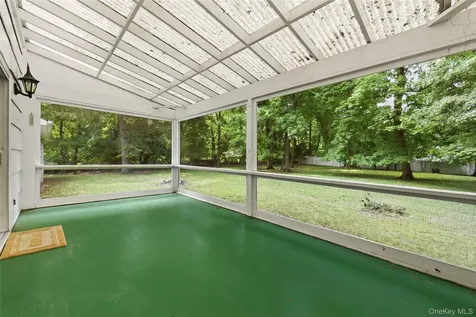 10 Hawthorne Way Hartsdale NY 10530