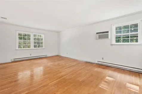 10 Hawthorne Way Hartsdale NY 10530
