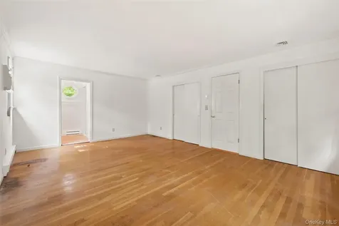 10 Hawthorne Way Hartsdale NY 10530