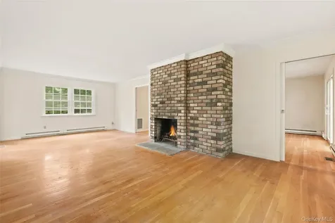 10 Hawthorne Way Hartsdale NY 10530
