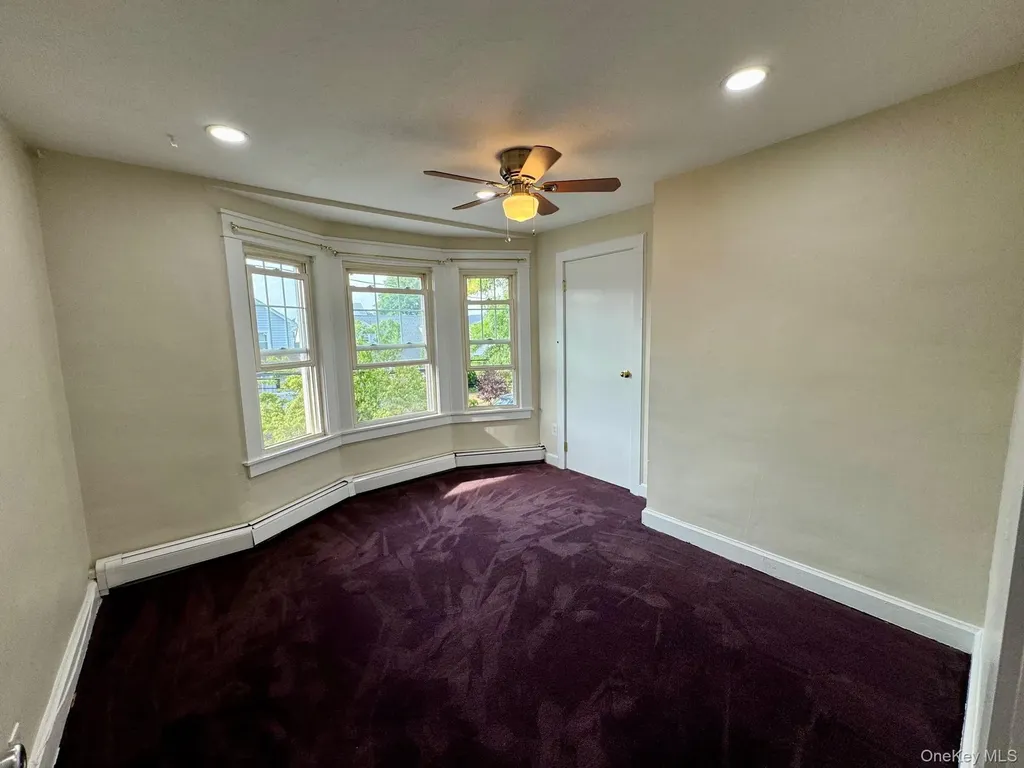 100 Davison Avenue Lynbrook NY 11563