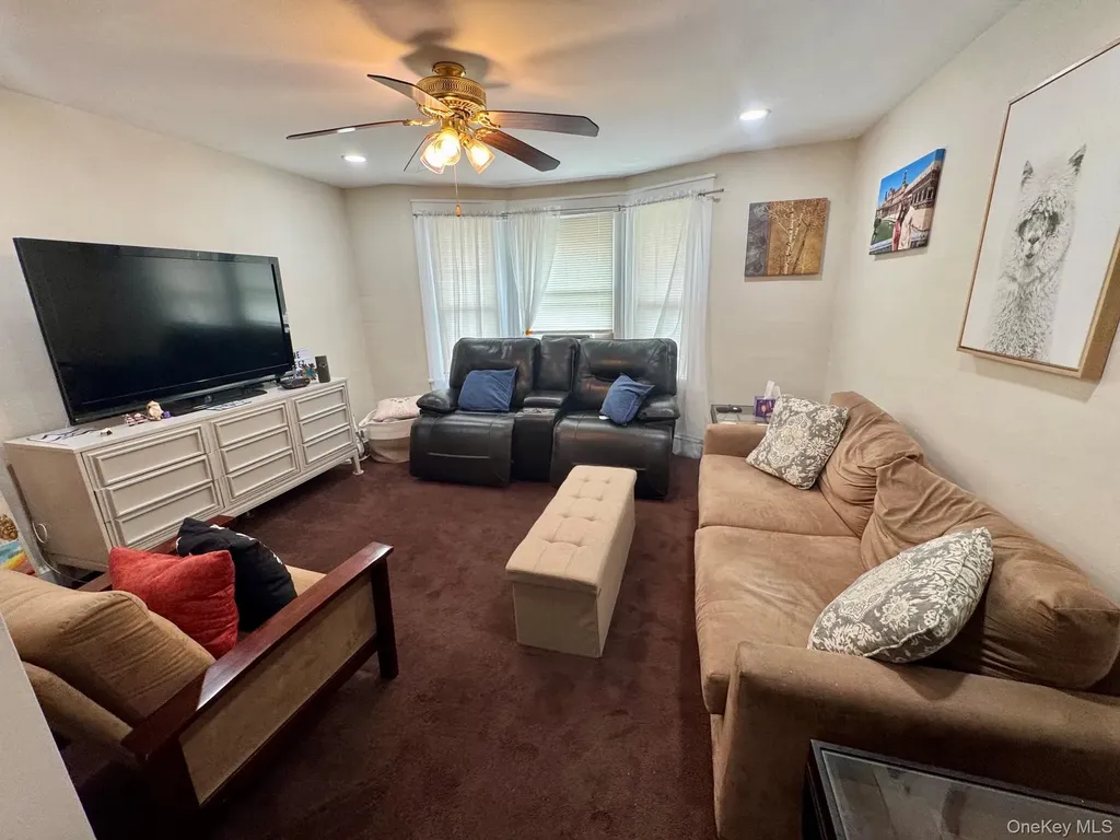 100 Davison Avenue Lynbrook NY 11563