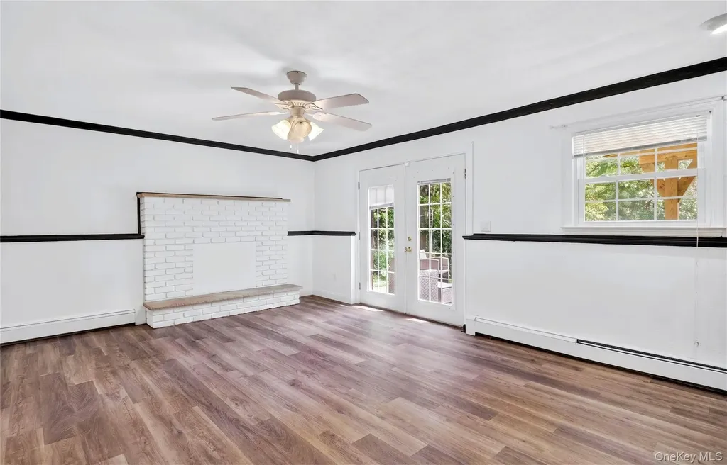 6 Gail Lane Poughquag NY 12570