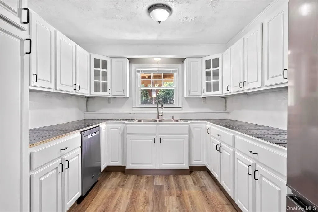 6 Gail Lane Poughquag NY 12570
