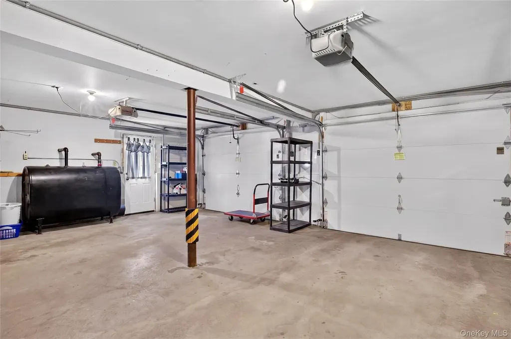 6 Gail Lane Poughquag NY 12570