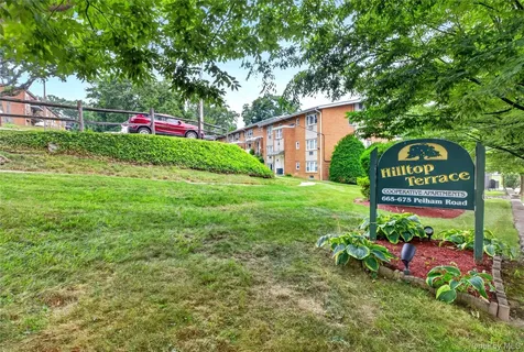 671 Pelham Road New Rochelle NY 10805