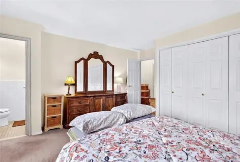 671 Pelham Road New Rochelle NY 10805