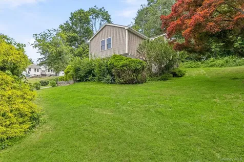 4 Narcissus Drive Mahopac NY 10541