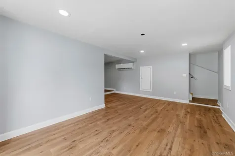 4 Narcissus Drive Mahopac NY 10541