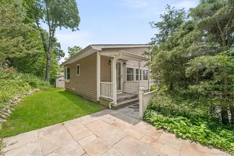 4 Narcissus Drive Mahopac NY 10541