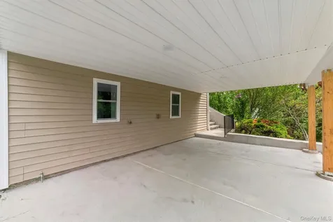 4 Narcissus Drive Mahopac NY 10541