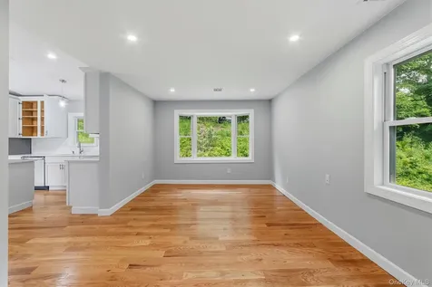 4 Narcissus Drive Mahopac NY 10541