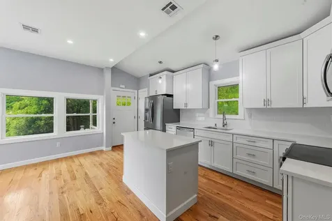 4 Narcissus Drive Mahopac NY 10541