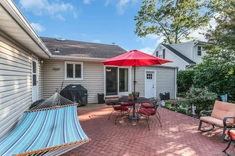 6 Emerald Drive Glen Cove NY 11542