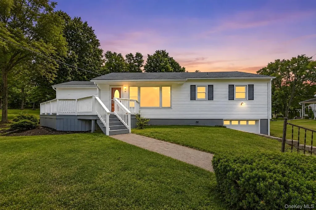 593 Creekside Road Hurley NY 12443