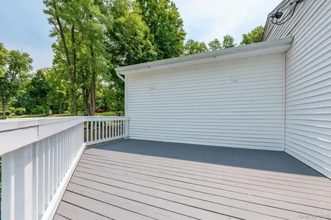 593 Creekside Road Hurley NY 12443