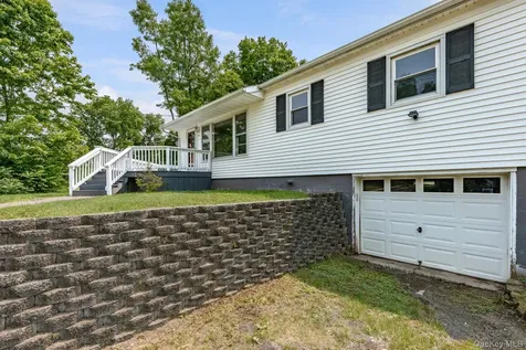 593 Creekside Road Hurley NY 12443