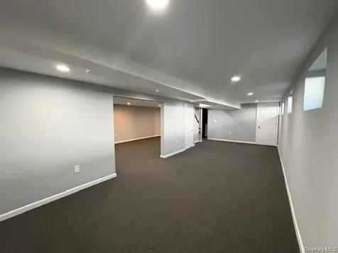 266 Central Park Road Plainview NY 11803