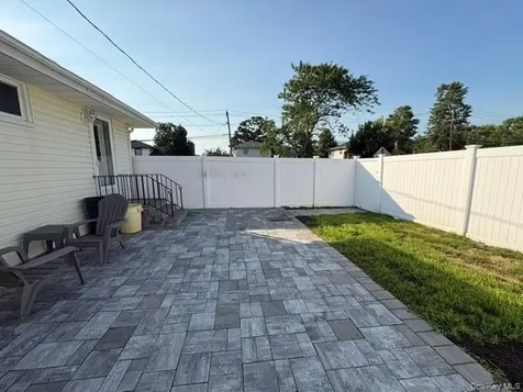 266 Central Park Road Plainview NY 11803