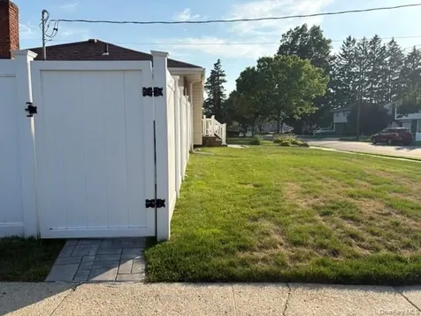 266 Central Park Road Plainview NY 11803