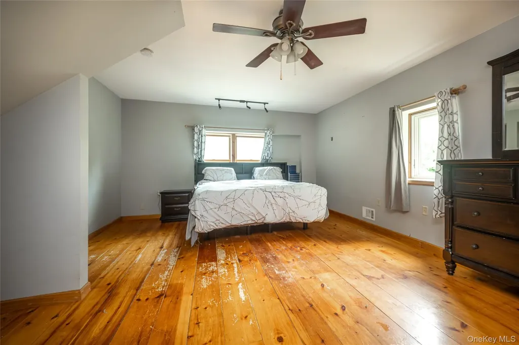 205 Marshall Road Salt Point NY 12578