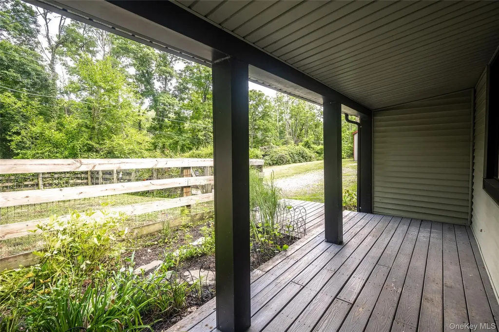 205 Marshall Road Salt Point NY 12578