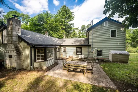 205 Marshall Road Salt Point NY 12578