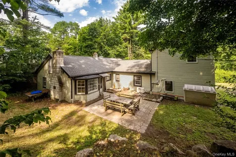 205 Marshall Road Salt Point NY 12578