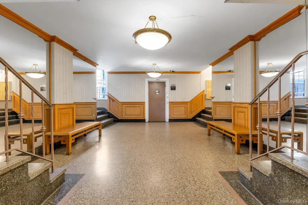 140-18 Burden Crescent Briarwood NY 11435