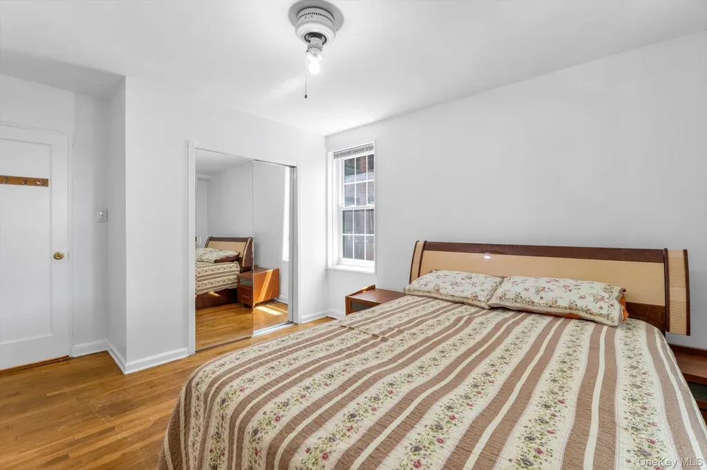 140-18 Burden Crescent Briarwood NY 11435