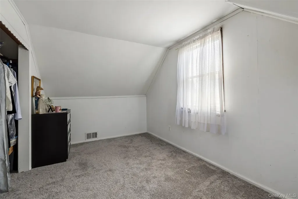190 Cottage Boulevard Hicksville NY 11801